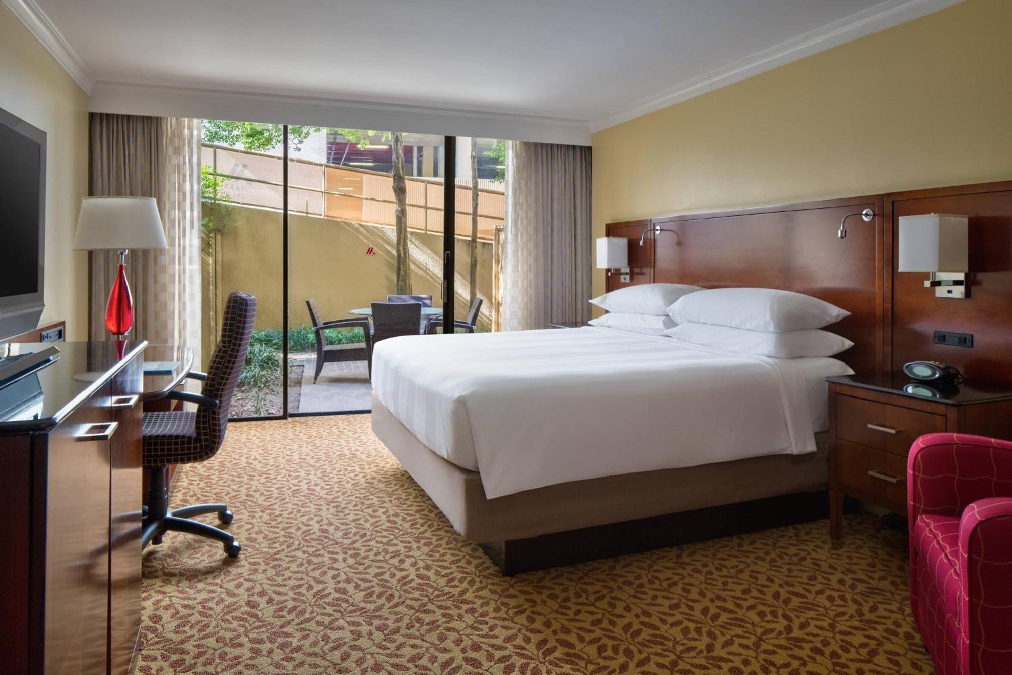 Wyndham Atlanta Buckhead Hotel & Conference Center Exterior photo
