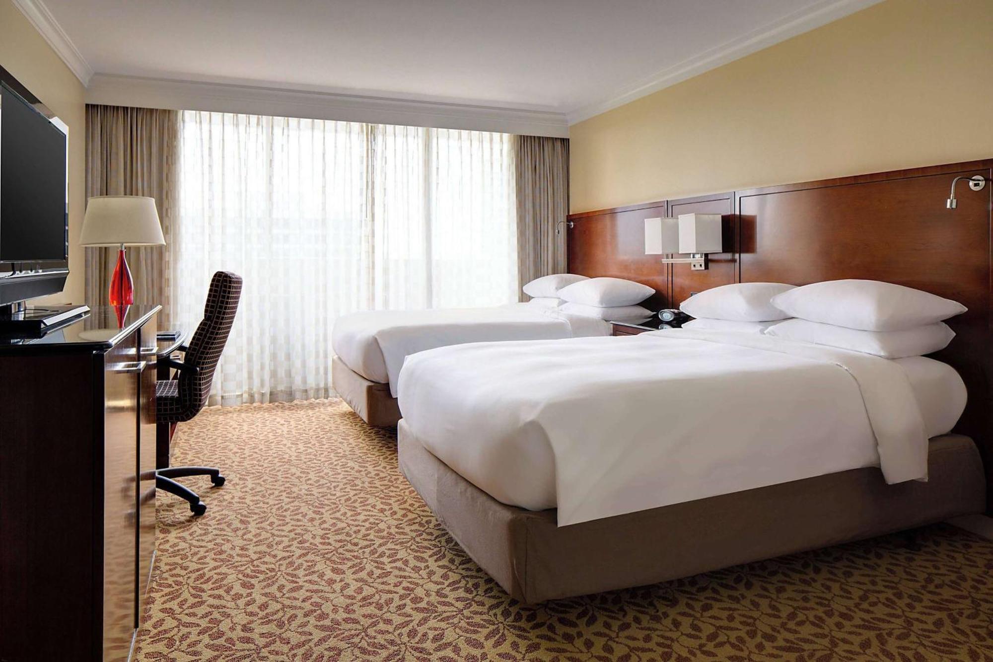 Wyndham Atlanta Buckhead Hotel & Conference Center Exterior photo